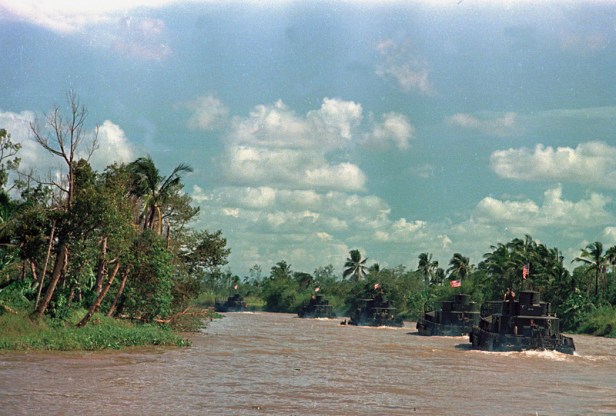 VIETNAM WAR U.S. RIVERINE FORCE
