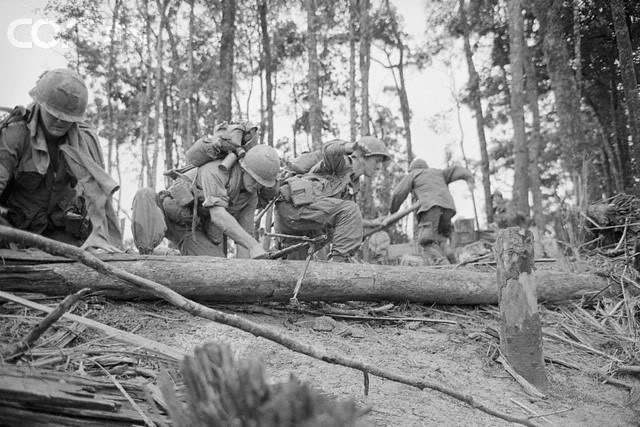 101stAbnDivHamburgerHill5