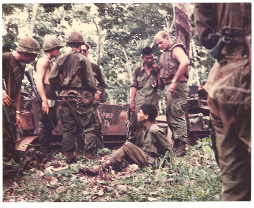 tumblr_mw49mxjtrb1qfo1wqo1_500